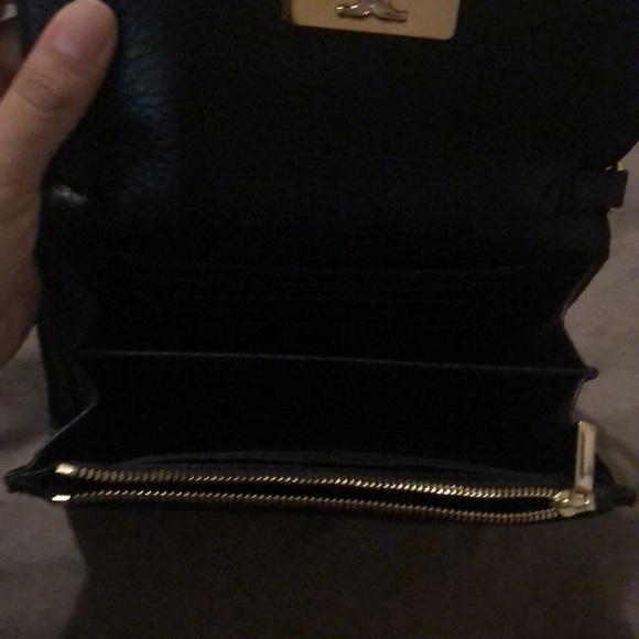 Tory Burch - Picture 3 of 3